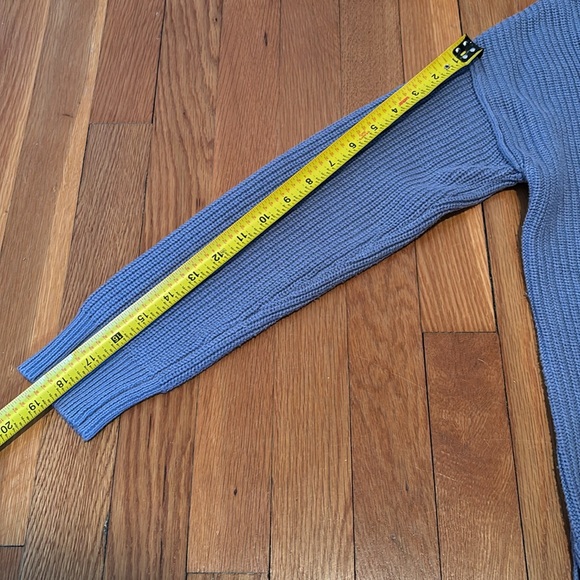 Rachel Zoe V neck pullover Henley sweater in light cornflower blue w/ buttons - Picture 15 of 15